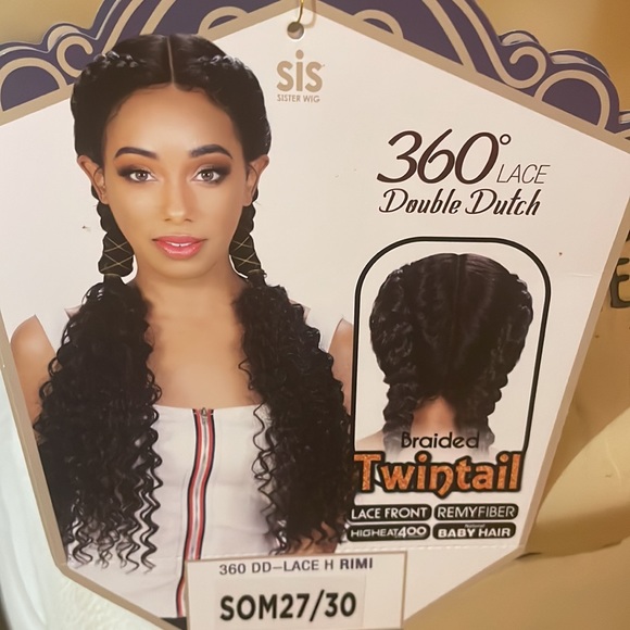 360 transparent lace wig twin braids but you can restyle this lace frontal wig - Picture 3 of 7